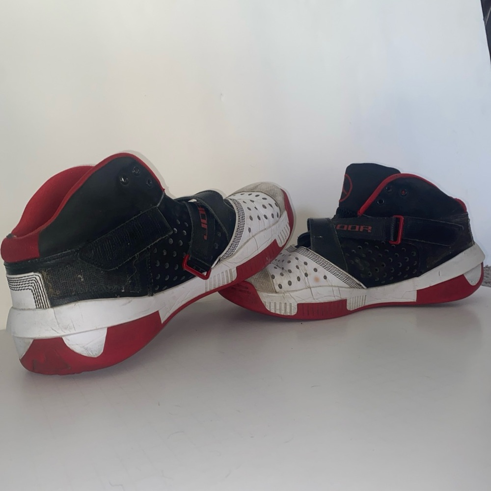 Men’s Size 11 Air Jordan Shoes Red, Black, White USED